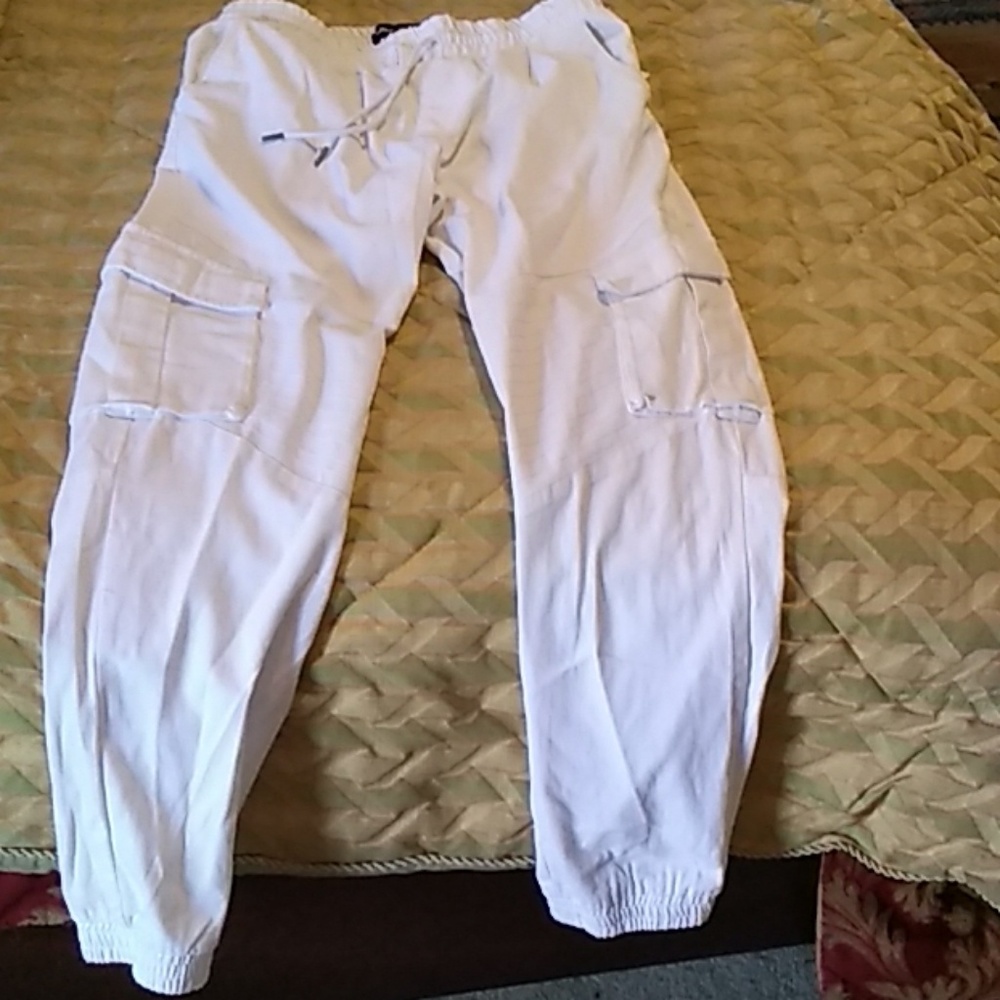 Men's White Summer Cargo Pants.